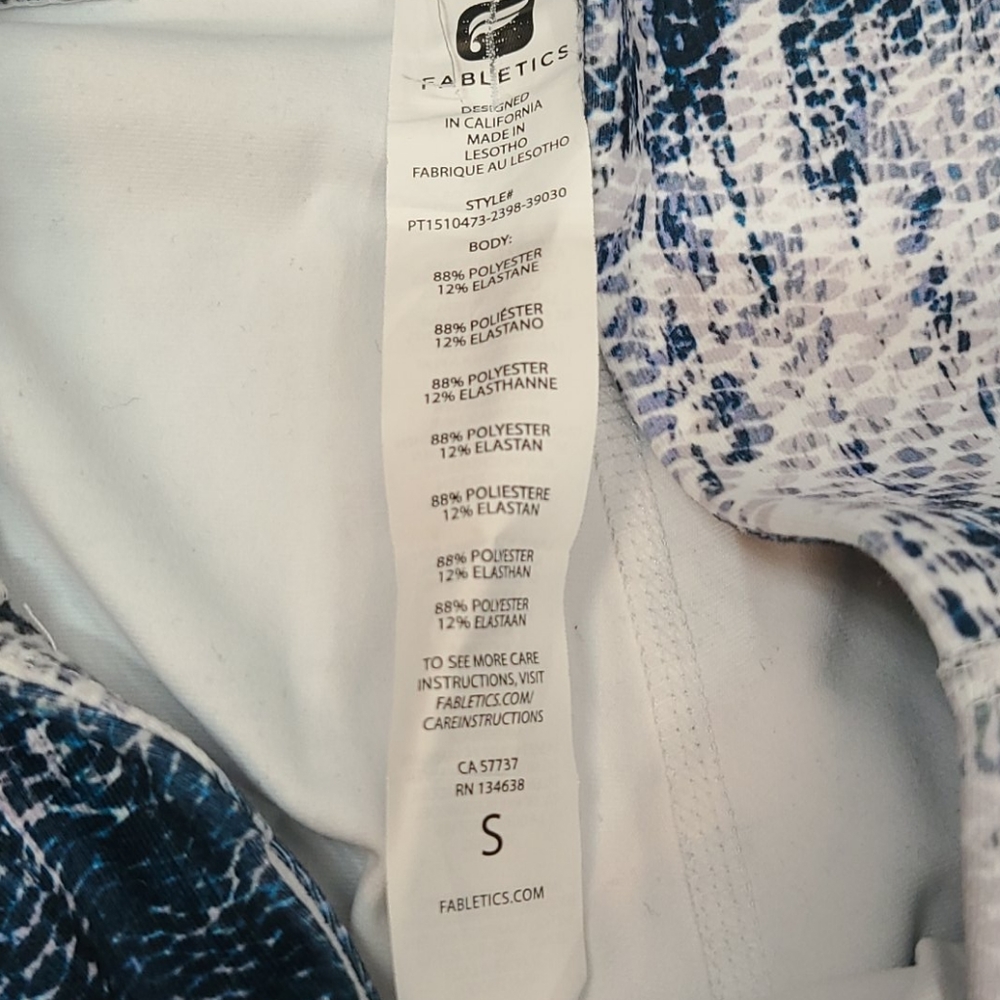 Fabletics Powerhold Salar Leggings | Fossil Snake Print | Small - Picture 5 of 5
